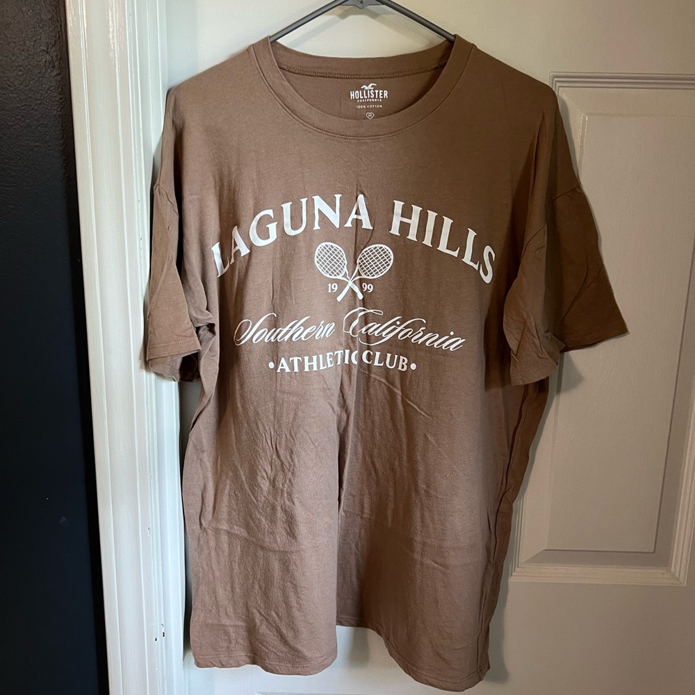 Hollister tshirt